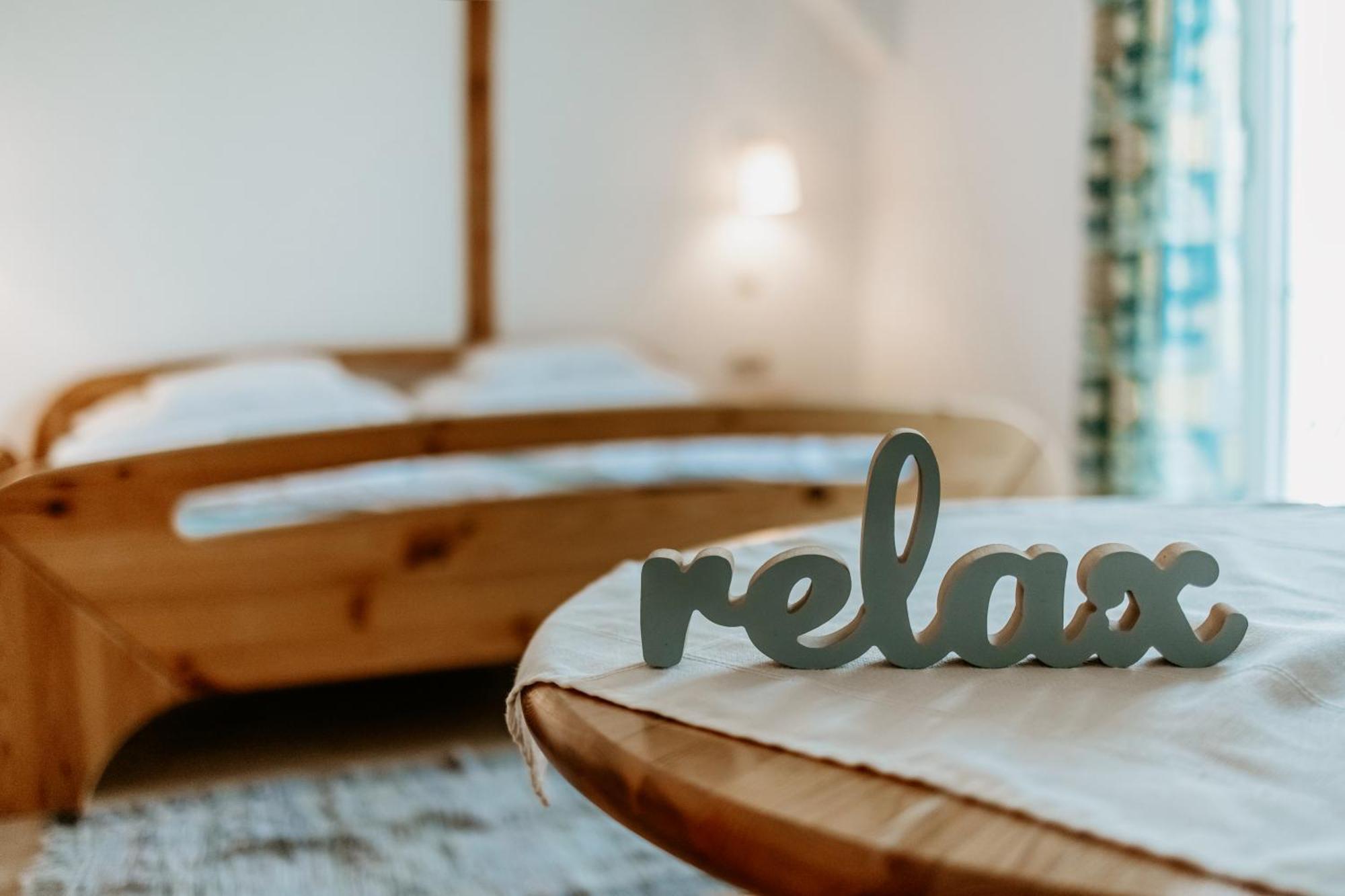 Kek Vendeghaz Family Resort Gyenesdiás Eksteriør billede
