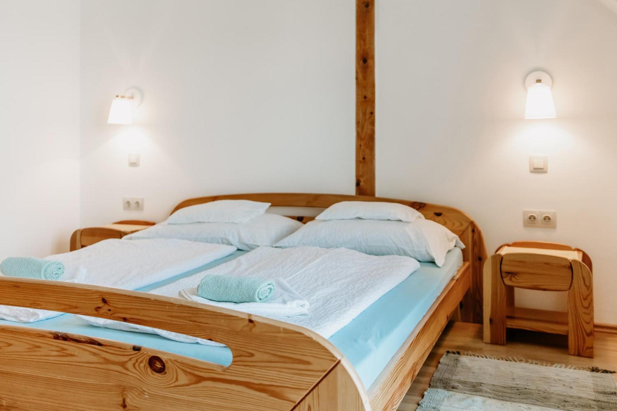 Kek Vendeghaz Family Resort Gyenesdiás Eksteriør billede